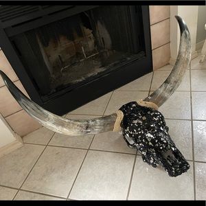 Black crystal mosaic cow skull w/horns